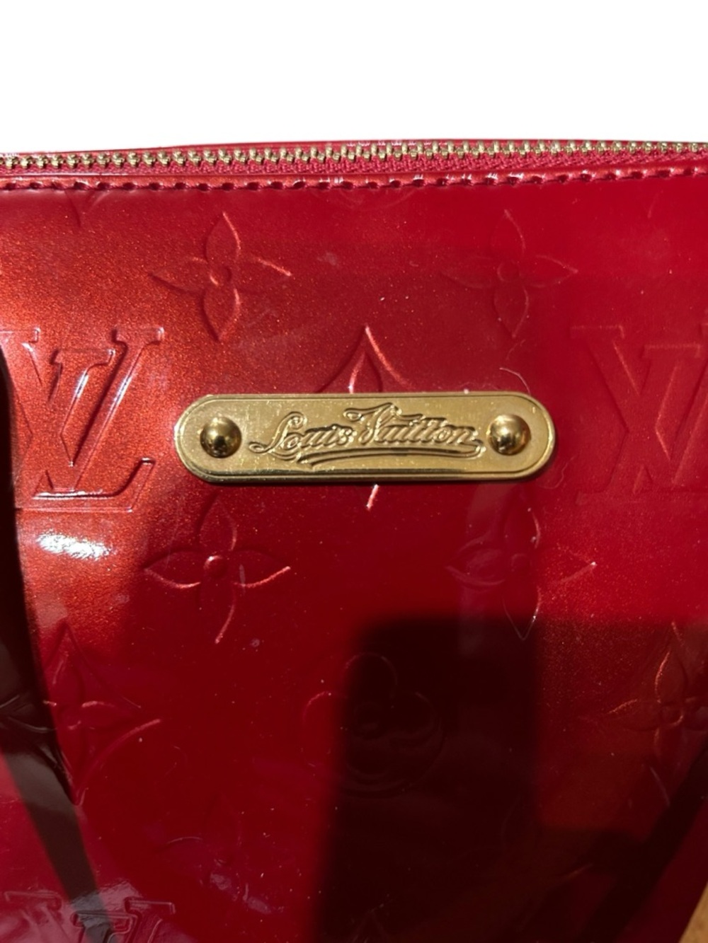 LOUIS VUITTON Monogram Red Leather Vernis Bellevue PM Tote Handbag AUTHENTICATED - Picture 9 of 16